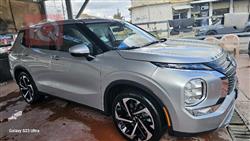 ميتسوبيشي اوتلاندر